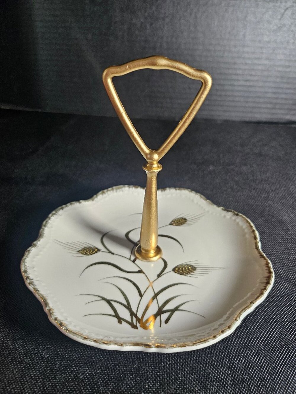 Mid Century Lefton China Golden Wheat Porcelain Bon Bon Dish With Center Handle